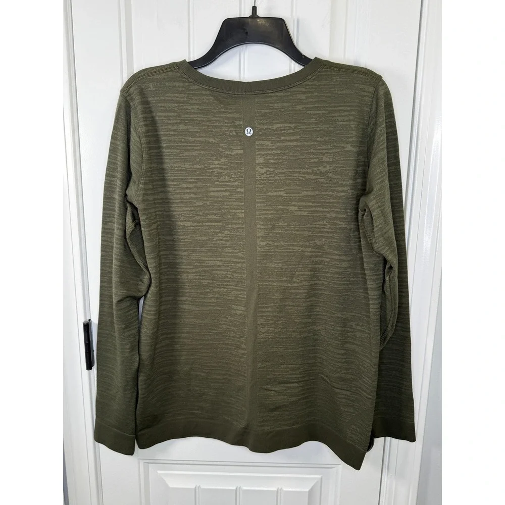 Lululemon Womens Swiftly Relaxed Long Sleeve Size 10 Dark Olive Activewear